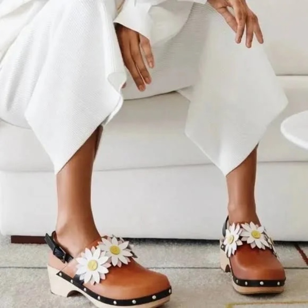 Fabrizio Vito Leather Clogs (size 38)